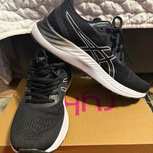 ASICS Black gel excite 8 running sneakers